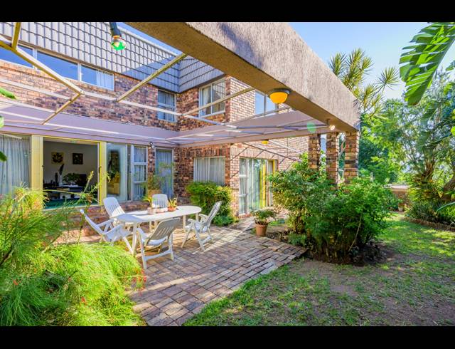 4 BEDROOM HOUSE FOR SALE IN RESERVOIR HILLS